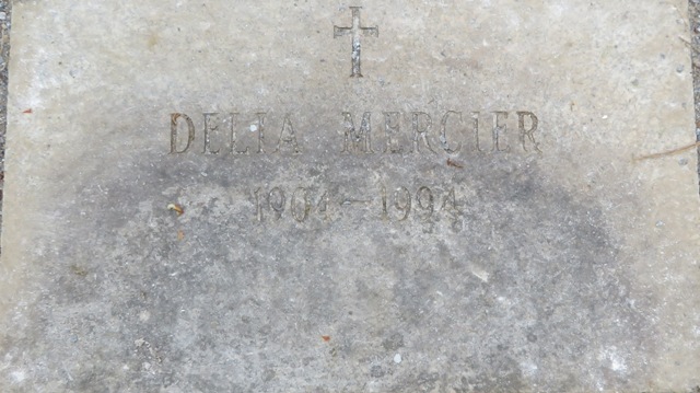 plaques\lot321_5.jpg